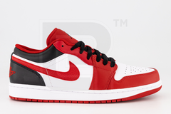 Jordan 1 Low "Bulls"